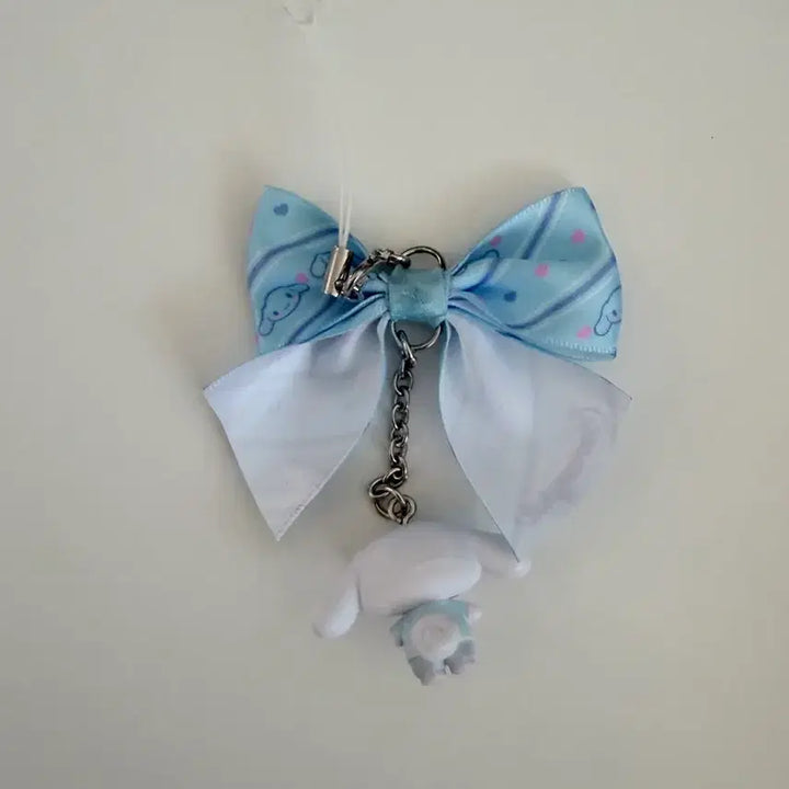 [BUNJANG] Cinnamoroll Ribbon Keychain / 시나모롤 키링 시나모롤 리본