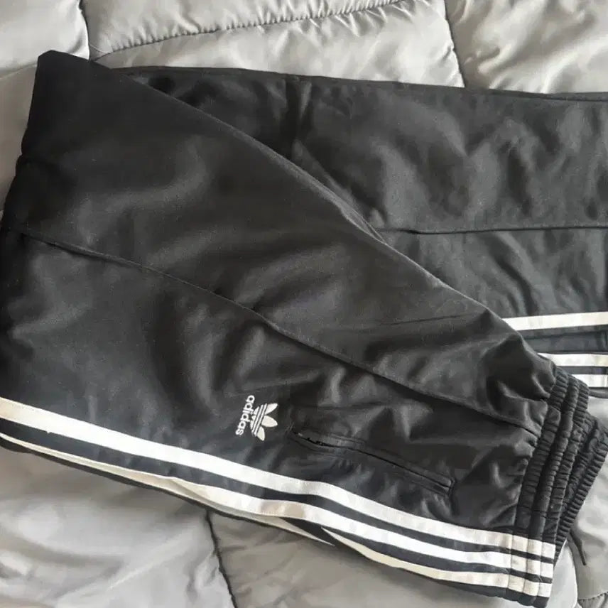 [BUNJANG] Adidas Training Pants / 아디다스 트레이닝 팬츠