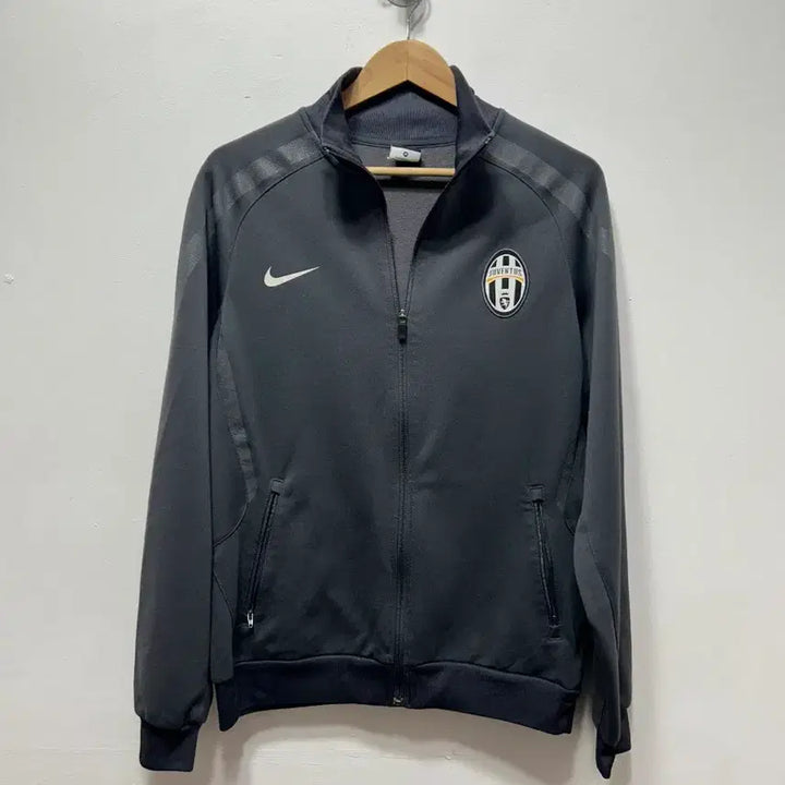 [BUNJANG] Nike Juventus Track Jacket Grey M / 나이키 유벤투스 트랙 자켓 그레이 M