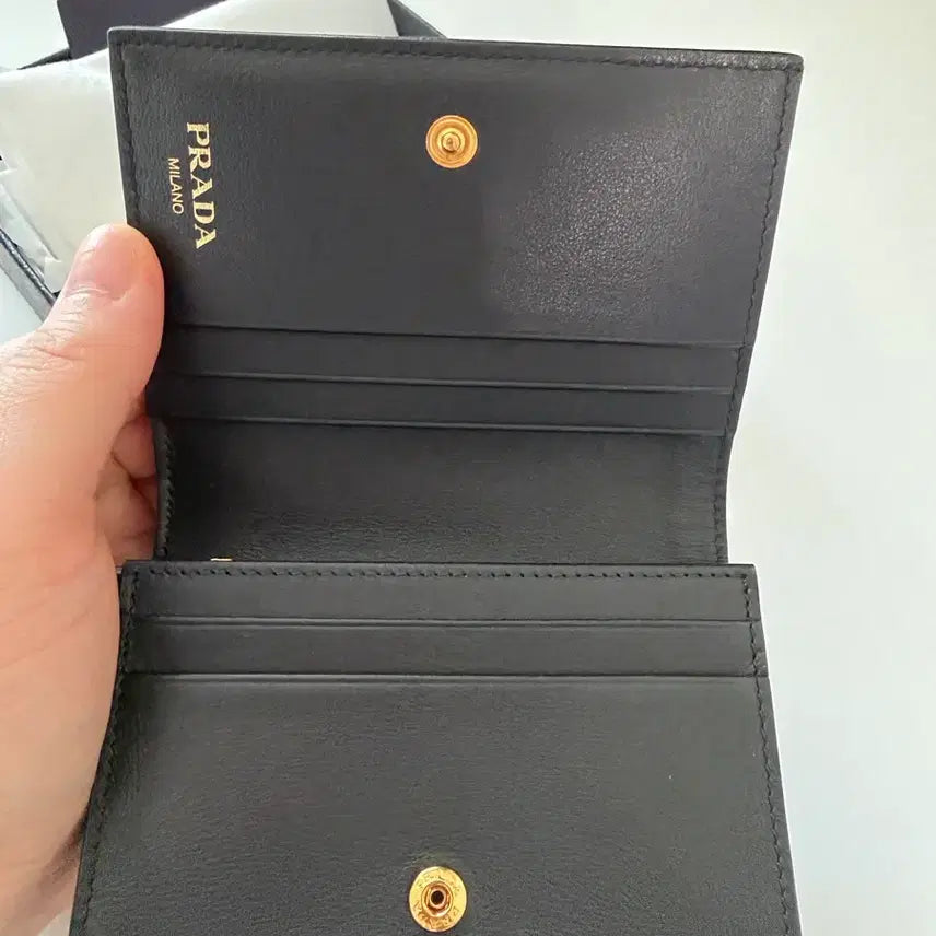 [BUNJANG] Prada Bifold Wallet / 프라다 반지갑