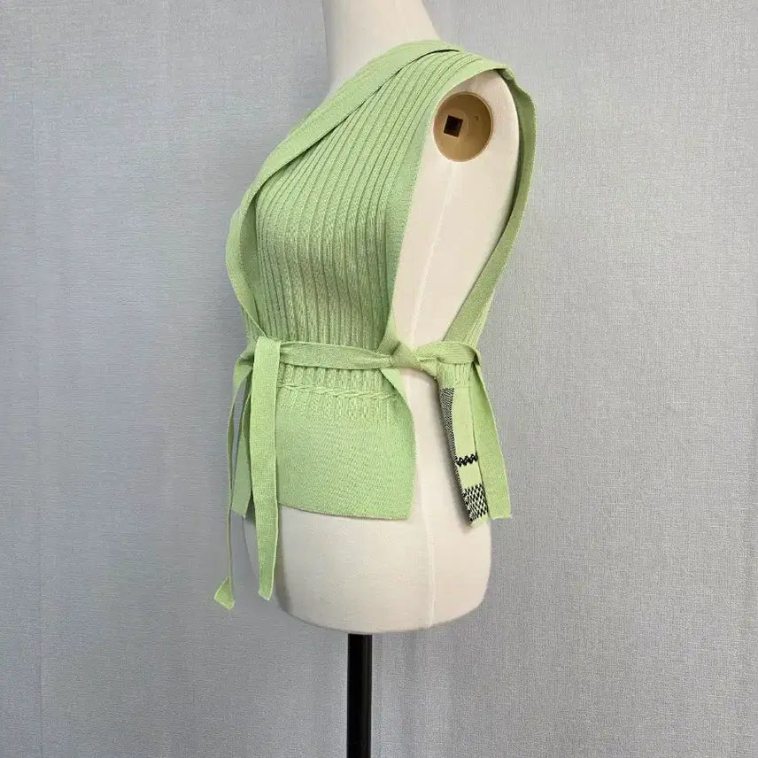[BUNJANG] Ozzie Coen Cape Vest / 오즈세컨 케이프   베스트
