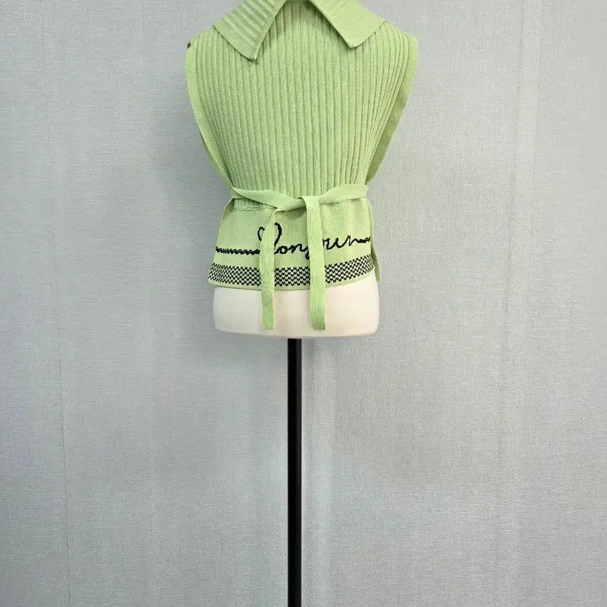 [BUNJANG] Ozzie Coen Cape Vest / 오즈세컨 케이프   베스트