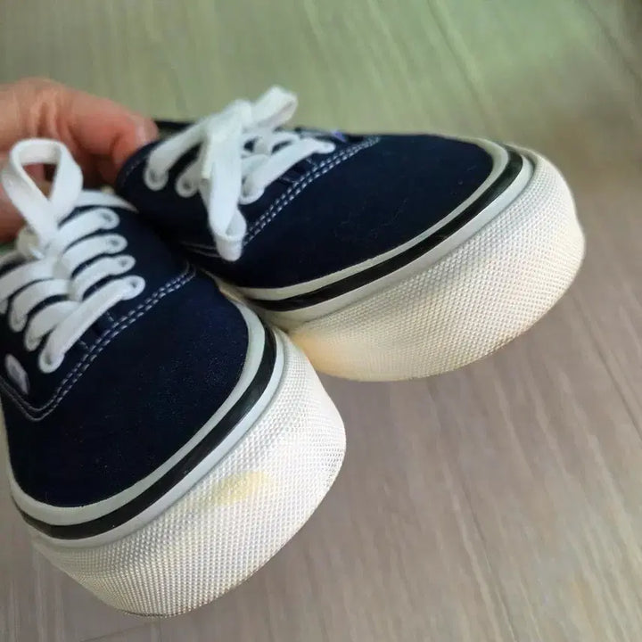 [BUNJANG] Vans Authentic Navy Sneakers 230 / 반스 어센틱 네이비 스니커즈 230