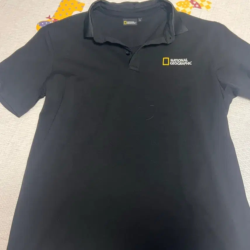 [BUNJANG] National Geographic Black T-Shirt / 내셔널지오그래픽 검정색 반팔