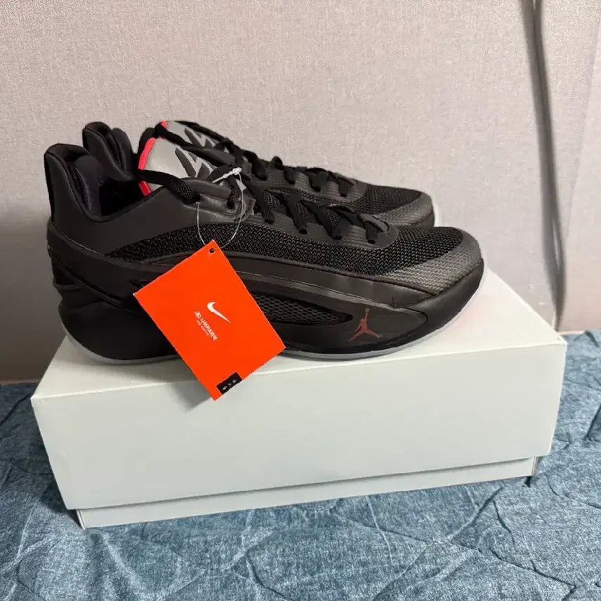 [BUNJANG] LUCAS5 Sports Shoes (Near Mint Condition) / 루카5 280 (새상품급)