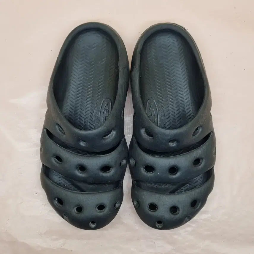 [BUNJANG] Kith Yogi Slide Sandals / 킨 요기슬라이드 슬리퍼42 270