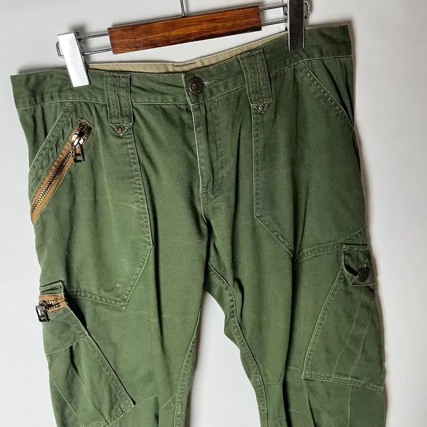 [BUNJANG] SOUL OF FREEDOM Japan Cinched Back Curved Pants / [SOUL OF FREEDOM] 재팬 신치백 커브드 팬츠