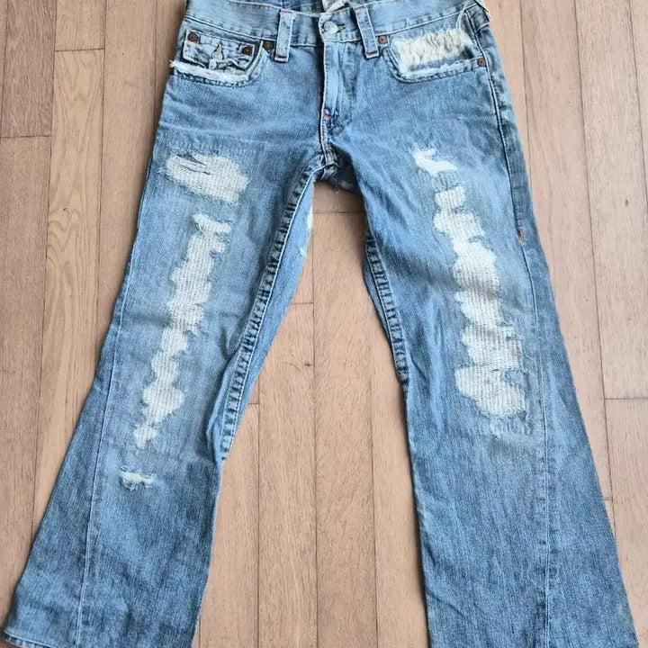 [BUNJANG] True Religion Joey Super T Distressed Bootcut Jeans / 트루릴리전 조이(JOEY) 슈퍼티 디스트로이드 부츠컷