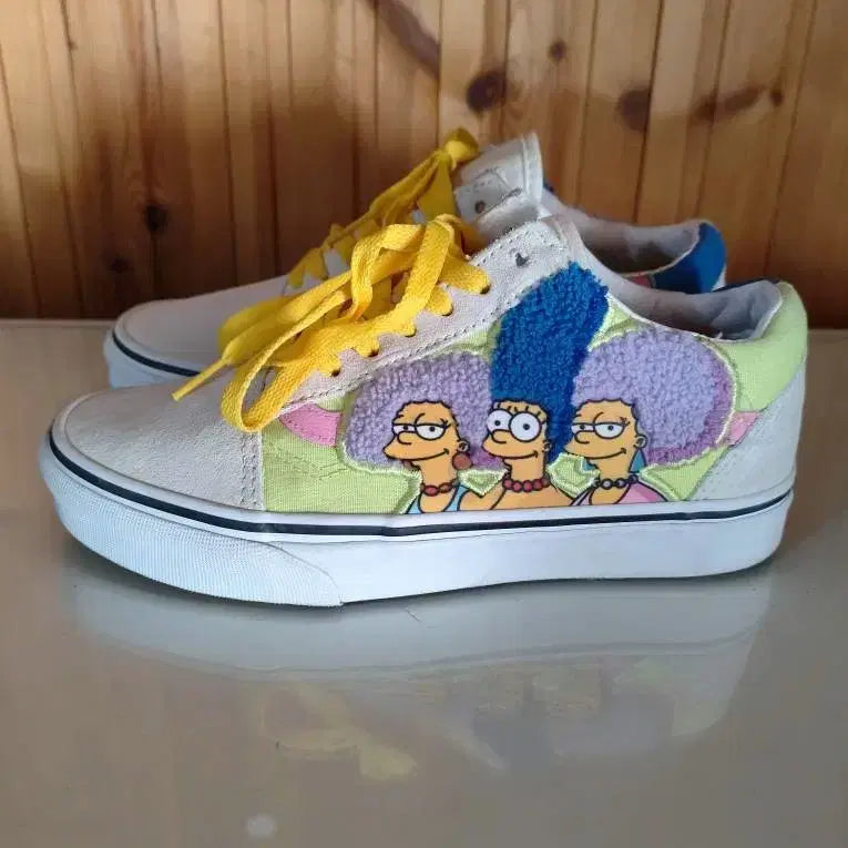 [BUNJANG] Vans x Simpsons Old Skool Collaboration Sneakers / 235mm 반스 x 심슨 올드스쿨 콜라보