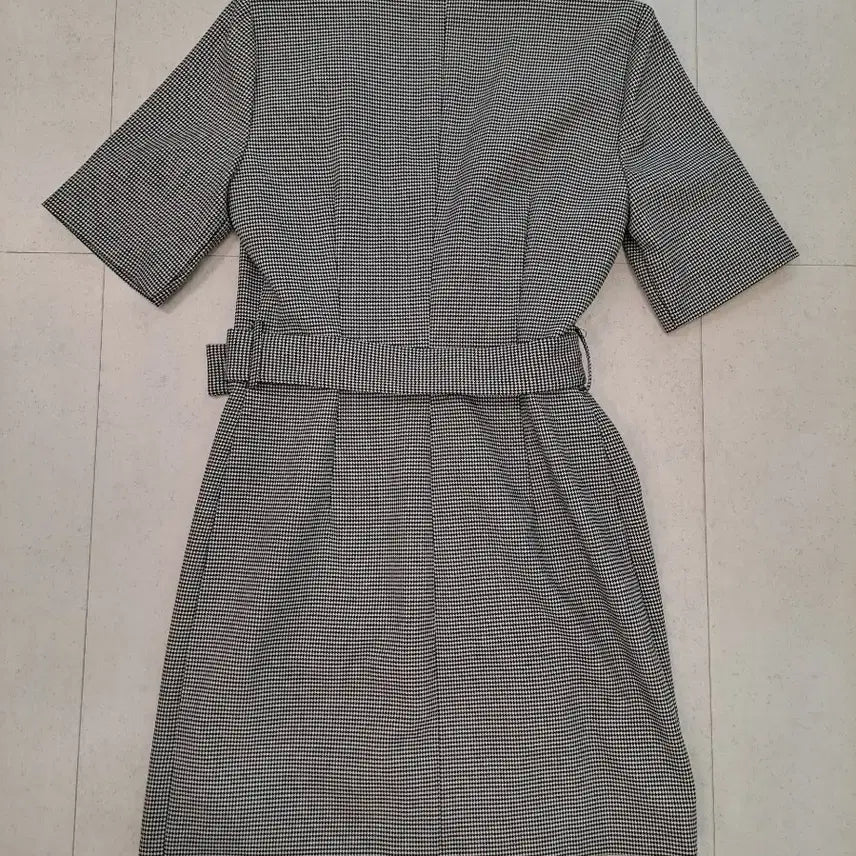 [BUNJANG] Mango Houndstooth Check Short Sleeve Midi Dress M / 망고  하운드투스 체크 패턴 반팔 원피스 M