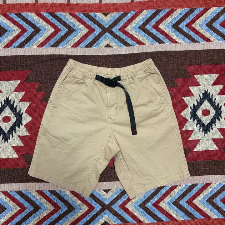 [BUNJANG] Gramicci Shorts Beige / M) 그라미치 반바지 쇼츠 베이지