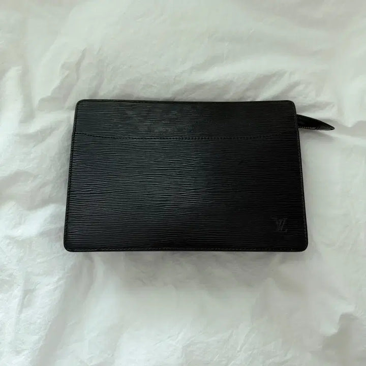 [BUNJANG] Louis Vuitton Pochette Homme Epi Leather Clutch Bag Black / 루이비통 포쉐트 옴므 클러치백 세컨백 에삐 블랙