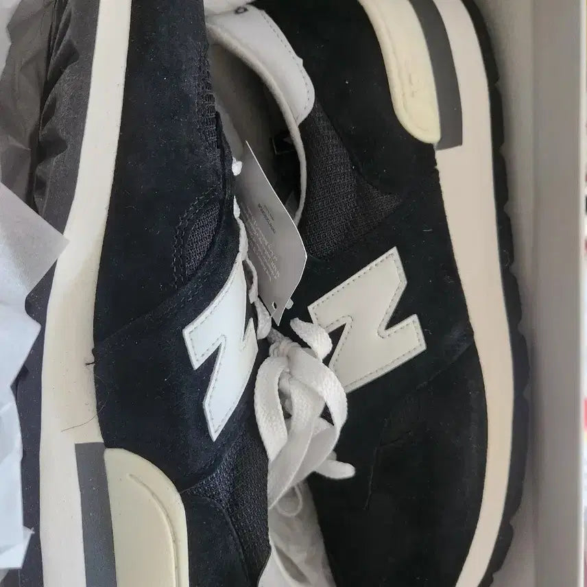 [BUNJANG] New Balance 990v1 Black Sneakers / 뉴발란스 990v1 블랙 290