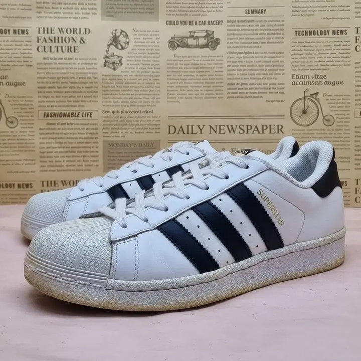 [BUNJANG] Adidas Superstar White/Black Sneakers 255 / 아디다스 슈퍼스타 흰검 운동화255