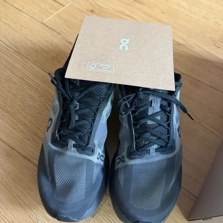 [BUNJANG] On Cloud Surfer Next Sneakers (My Q Edition) / [290]온 온러닝 클라우드 서퍼 넥스트 (마이큐님 착용)