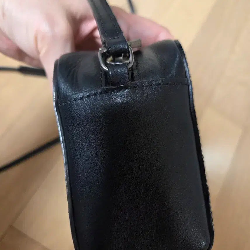 [BUNJANG] Rouge &amp; Lounge Genuine Leather Bag / 루즈앤라운지 소가죽백