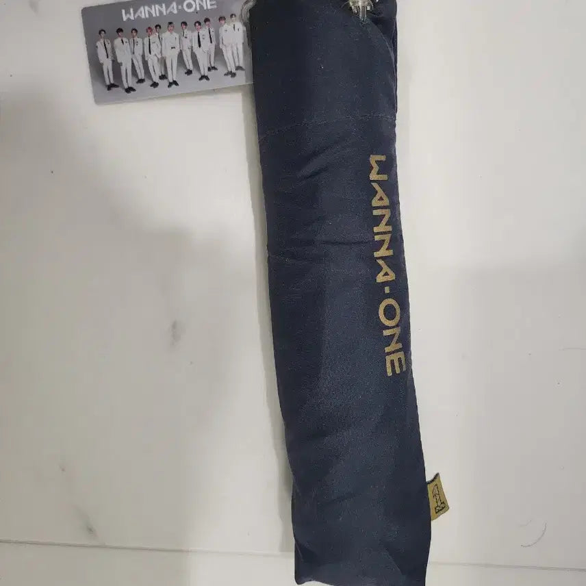 [SOLD OUT] (새상품) 워너원 공식굿즈 접이식 우산