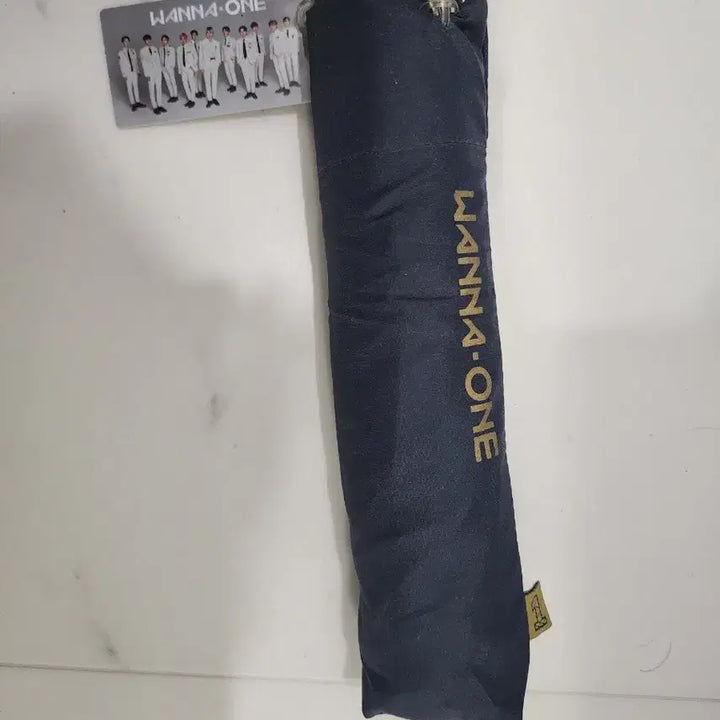 [SOLD OUT] (새상품) 워너원 공식굿즈 접이식 우산