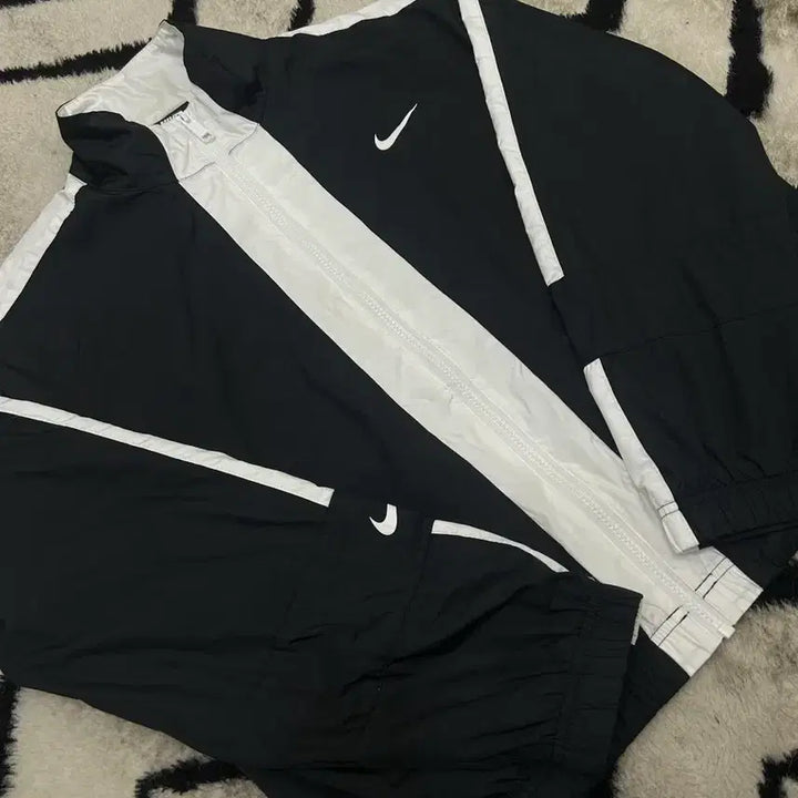 [BUNJANG] Nike Repel Essential Woven Windbreaker Jacket XL / [XL]나이키 리펠 에센셜 우븐 바라막이