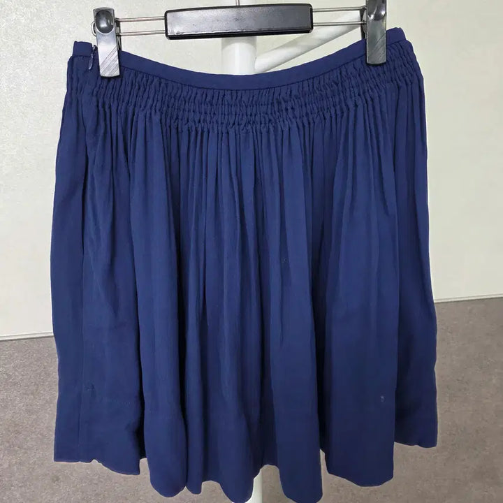 [BUNJANG] See By Chloé Navy A-Line Pleated Flare Mini Skirt Size 38 / 씨바이끌로에 플레어 미니 스커트 38사이즈