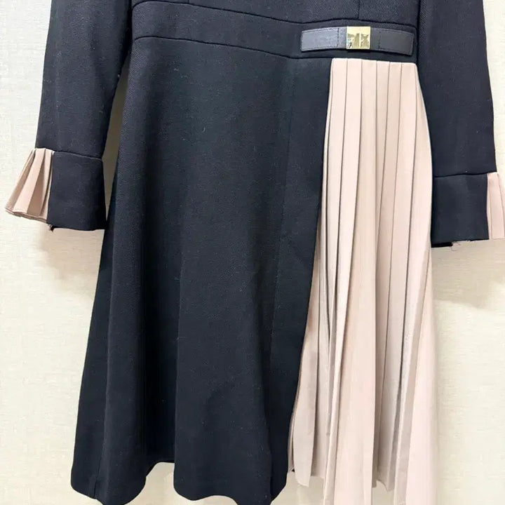 [BUNJANG] Black Pleated Dress / (여성복) 블랙 플리츠 원피스 (~66)