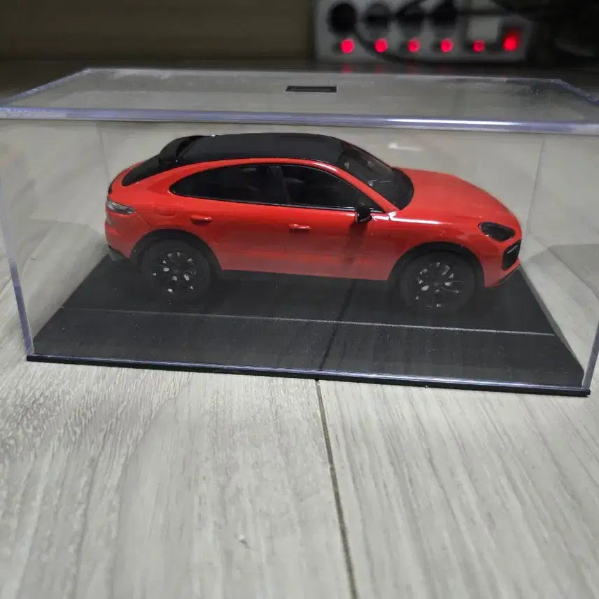 [BUNJANG] Porsche Cayenne Turbo 1/43 Scale Model / 포르쉐 카이엔 터보 1/43 모형 팝니다
