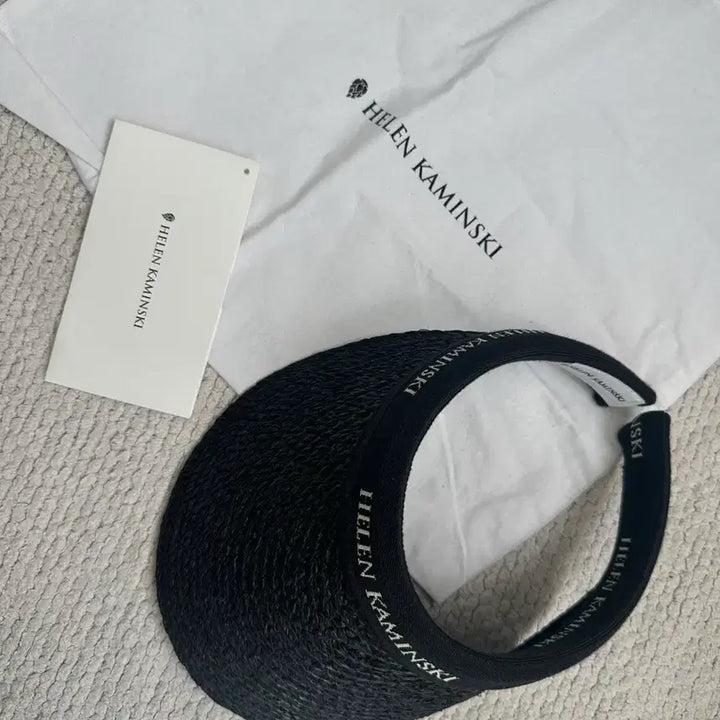 [SOLD OUT] 헬렌카민스키 비앙카 차콜블랙 롯데면세구입
