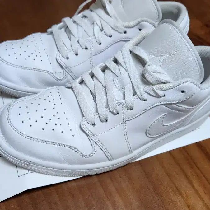 [BUNJANG] Nike Air Jordan 1 Low All White Sneakers / 나이키 에어 조던 1 로우 올백
