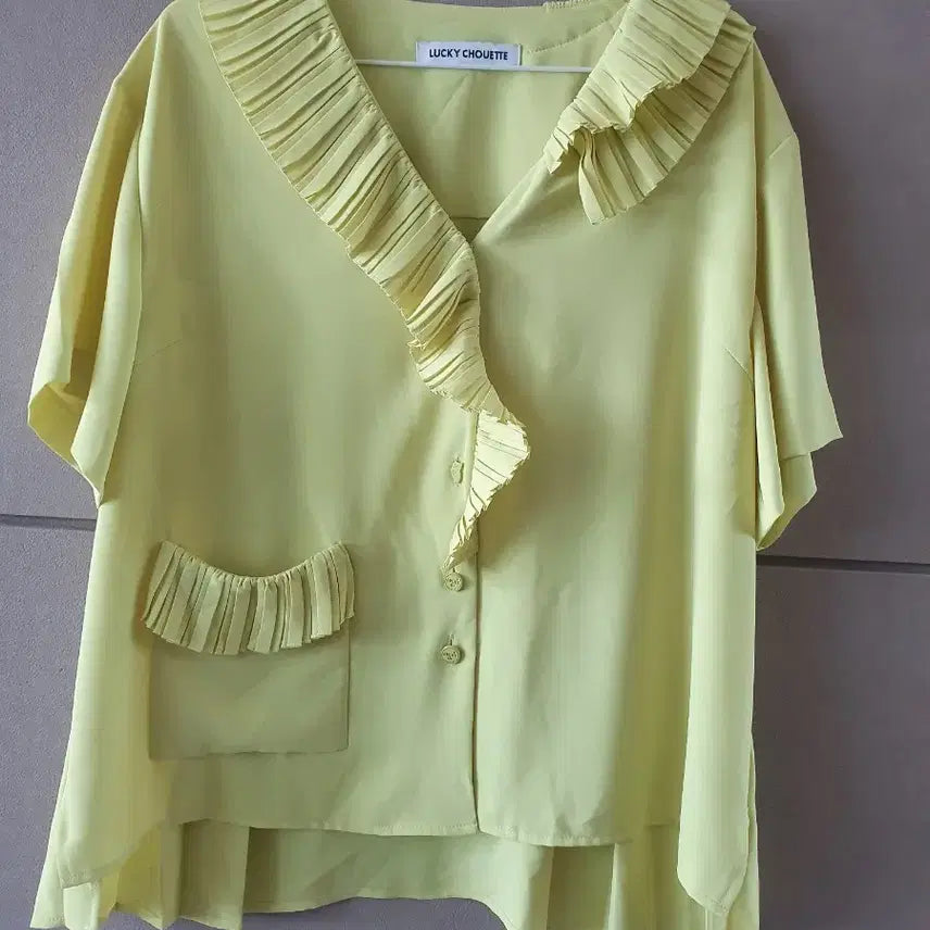 [BUNJANG] Lucky Chouette Yellow Frill Blouse / 럭키슈에뜨 옐로우 프릴 블라우스36