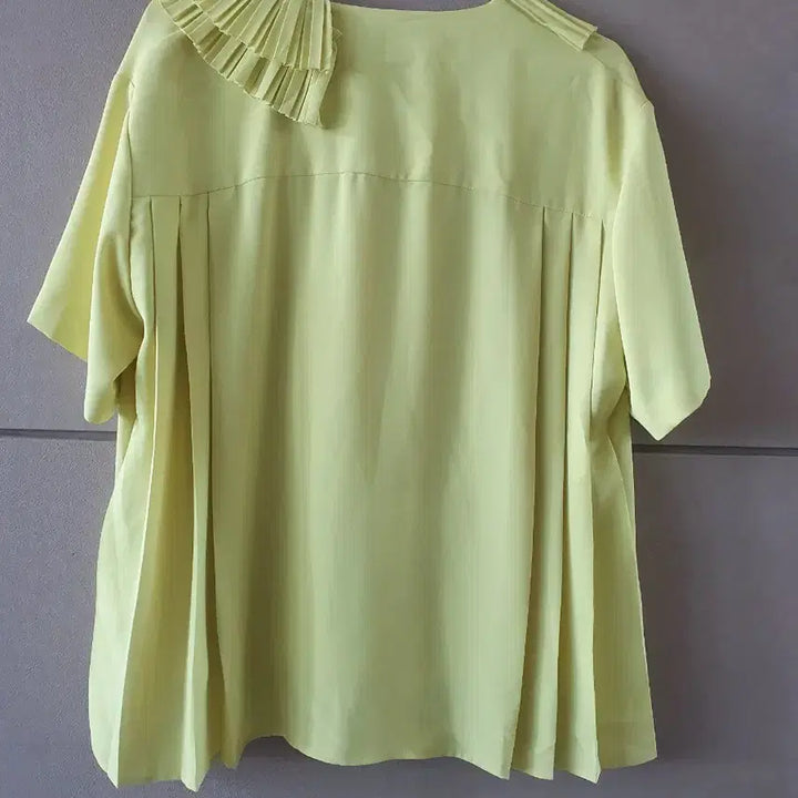 [BUNJANG] Lucky Chouette Yellow Frill Blouse / 럭키슈에뜨 옐로우 프릴 블라우스36