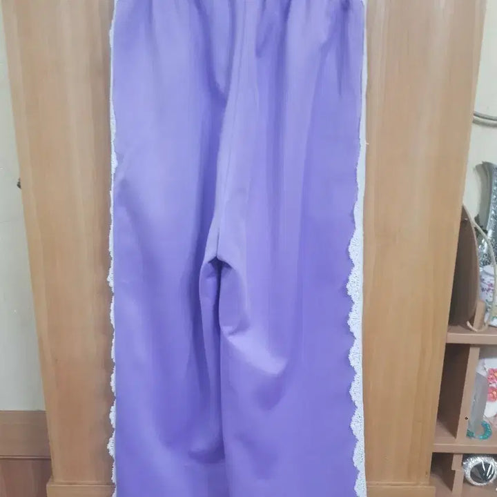 [BUNJANG] Lavender Lace Training Pants (Size 55) / 라벤더 레이스 트레이닝 팬츠(55)미사용