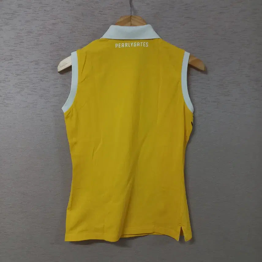 [SOLD OUT] B5-8/파리게이츠 민소매 프린트 티셔츠 여성