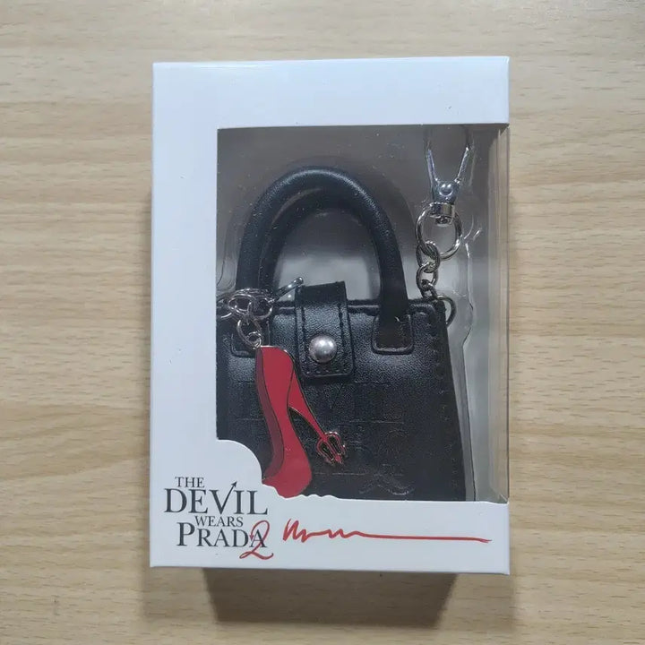 [BUNJANG] The Devil Wears Prada Collaboration Bag Charm with Red High Heel / 악마는 프라다를 입는다 가방 키링