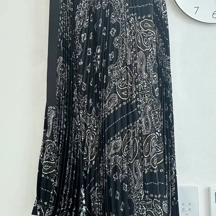 [BUNJANG] Sacai Paisley Pleated Skirt / 사카이 sacai 페이즐리 플리츠 스커트