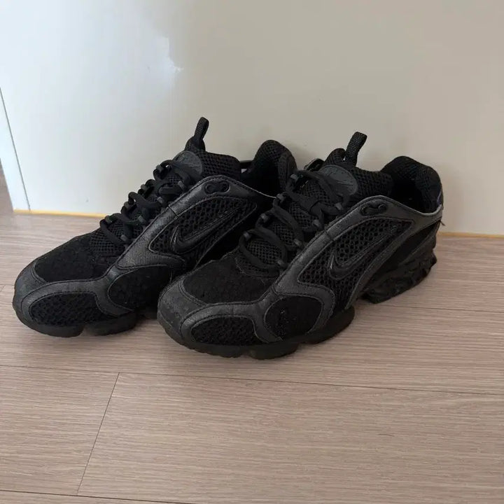 [BUNJANG] Nike Stussy Zoom Spiridon Caged 2 Black Sneakers / 나이키 스투시 줌 스피리돈 블랙(265사이즈)깨끗