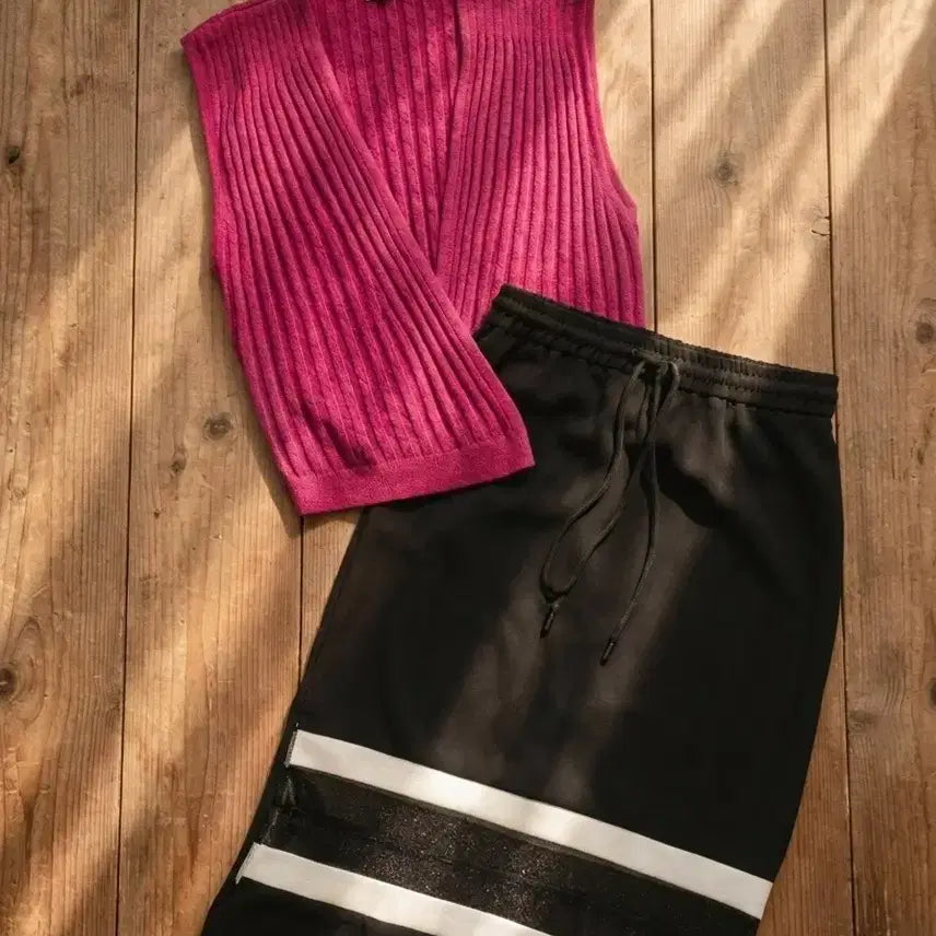 [BUNJANG] Stylish Mixed-Match Skirt with Sheer Hemline and Banding / [세련된 믹스매치] 하단 시스루 배색 밴딩 롱 스커트