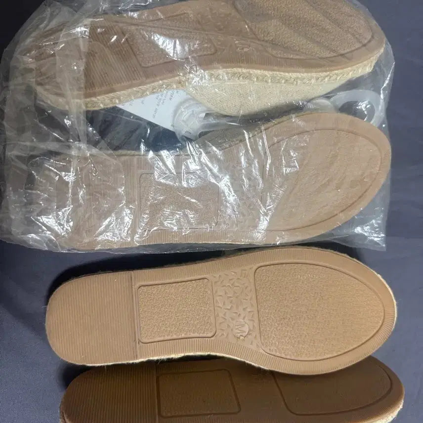 [BUNJANG] Modern House Linen M Slipper Bundle - Beige / [미개봉 새상품] 일괄 모던하우스 린넨 블로퍼 M 베이지 실내화 슬리퍼
