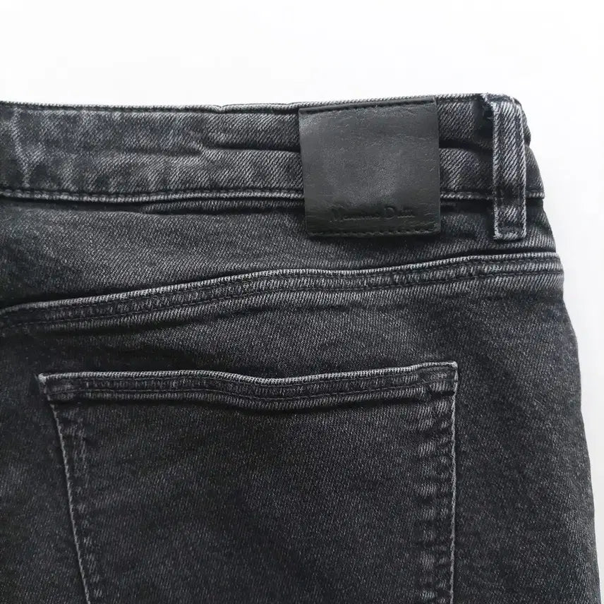 [BUNJANG] Massimo Dutti Black Washed Denim Jeans Size 32 / 마시모두띠 청바지 사이즈32 흑청 캐주얼 워싱 남자 남성 데님 B0332