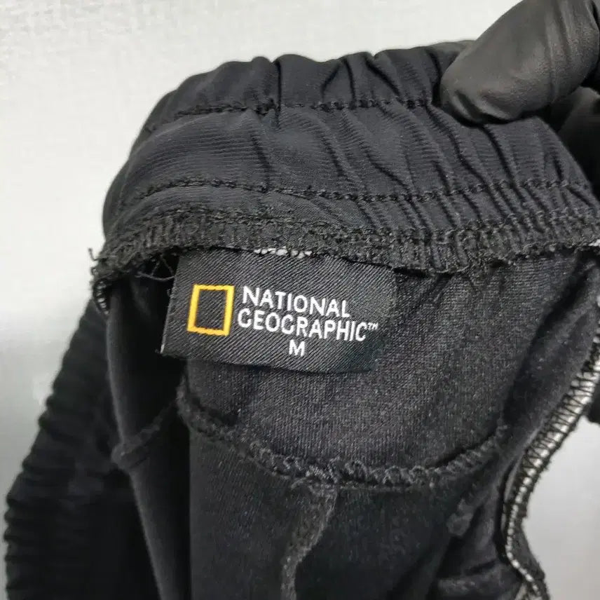 [BUNJANG] National Geographic Black Training Pants / 내셔널지오그래픽 블랙 트레이닝 바지