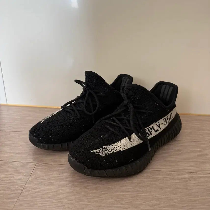 [BUNJANG] Adidas Yeezy Boost 350 Core Black White / 아디다스 이지부스트350 코어 블랙화이트[225사이즈 깨끗]