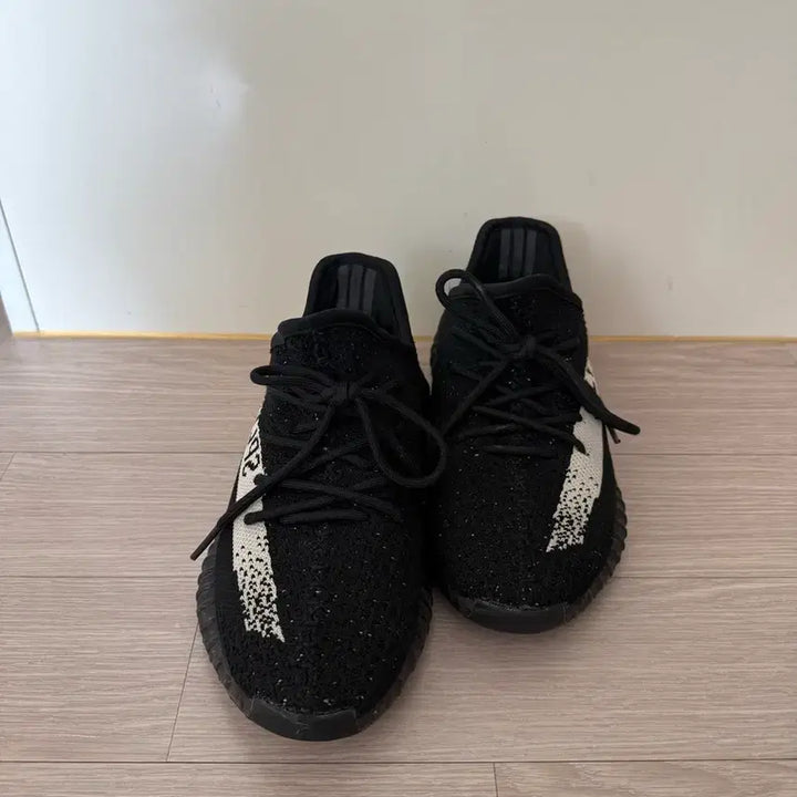[BUNJANG] Adidas Yeezy Boost 350 Core Black White / 아디다스 이지부스트350 코어 블랙화이트[225사이즈 깨끗]