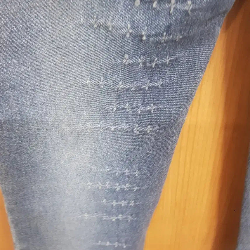 [BUNJANG] 9-Length Blue Denim Jeans (Size 26) / 청바지 데님 9부팬츠 블루(26)