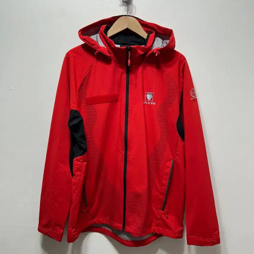 [BUNJANG] Black Yak Red Windbreaker Hooded Jacket Jumper Size 110 / 블랙야크 빨간색 바람막이 후드 자켓 점퍼 110사이즈