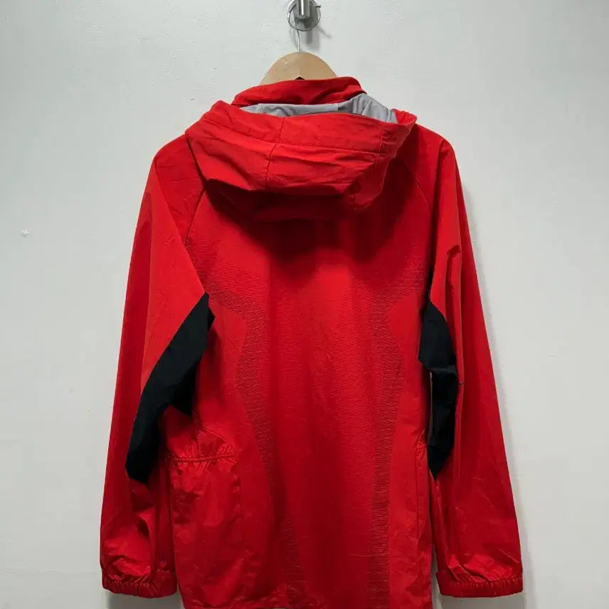 [BUNJANG] Black Yak Red Windbreaker Hooded Jacket Jumper Size 110 / 블랙야크 빨간색 바람막이 후드 자켓 점퍼 110사이즈