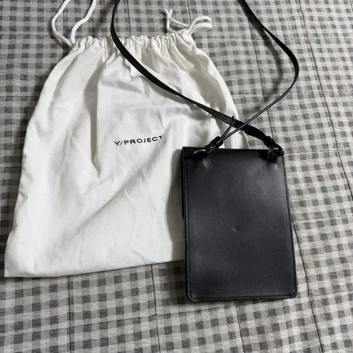 [BUNJANG] Y Project Y-Logo Leather Crossbody Bag OS / (OS) 와이프로젝트 Y로고 레더 크로스백
