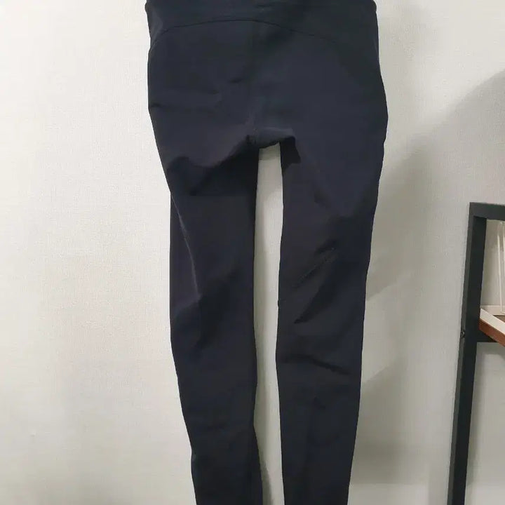 [BUNJANG] Xexymix Black Leggings - Size M / 젝시믹스 블랙 레깅스 M