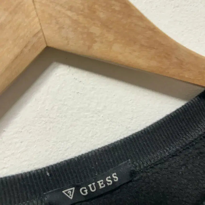 [BUNJANG] Guess Black Sweatshirt T-Shirt (M) / 게스 블랙 맨투맨 티셔츠 M