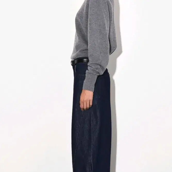 [BUNJANG] COS Twisted Barrel Jeans - Size 24P / cos 트위스트 배럴진 24p사이즈 새상품