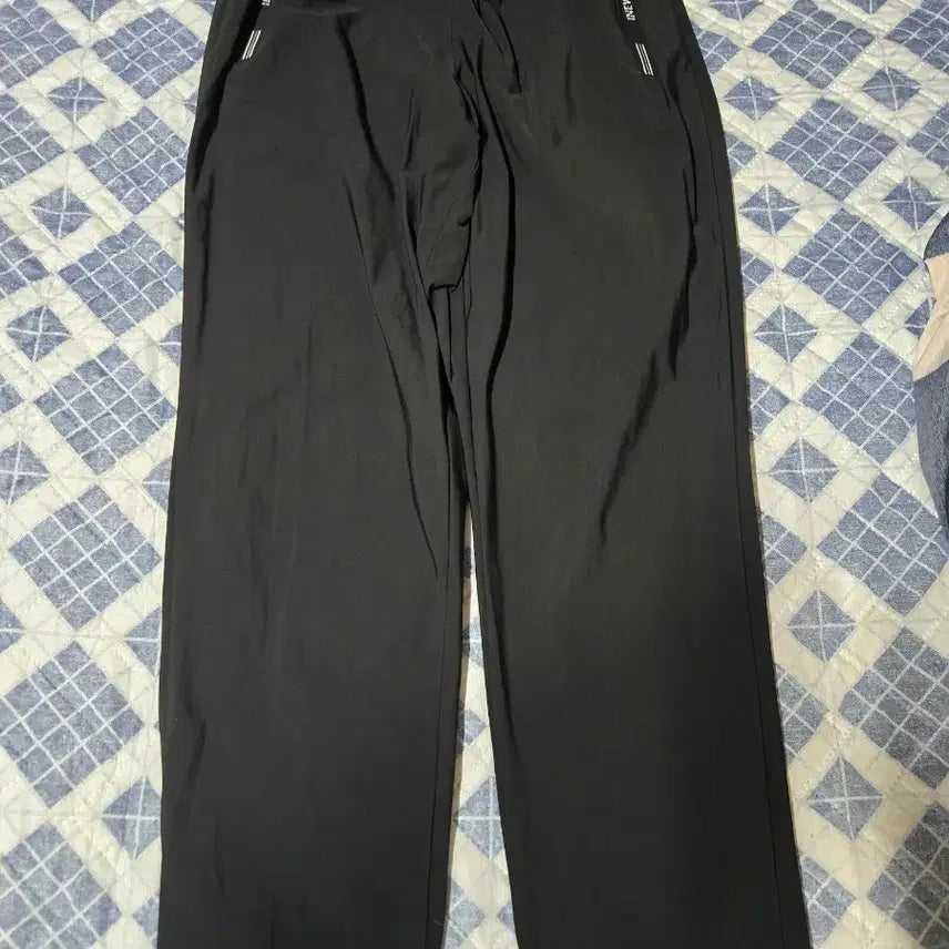 [BUNJANG] Black Training Pants (Free Size) / 블랙 트레이닝 바지 FREE