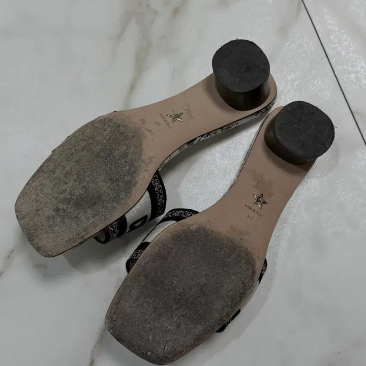 [BUNJANG] Dior Dway Mule Shoes Size 37 (240) / 디올 정품 디웨이 뮬 37(240)